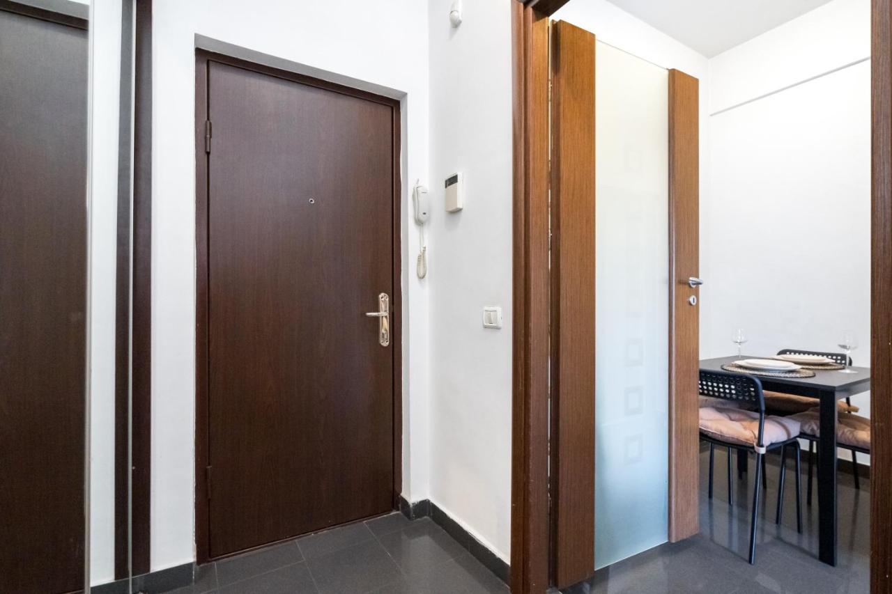 Modern & Spacious Apartment - Prime Location Near Bucharest'S Old Town Экстерьер фото